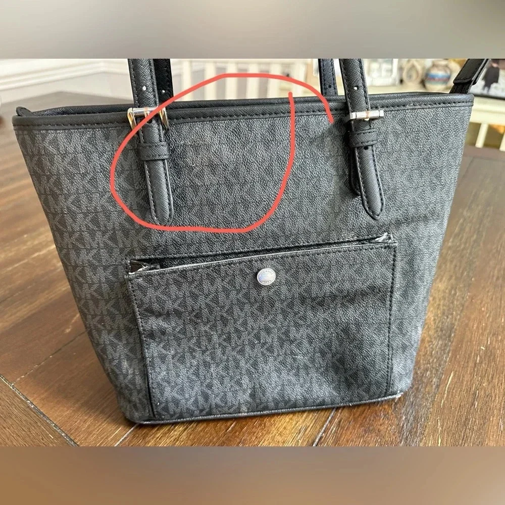 Michael Kors jet set tote bag